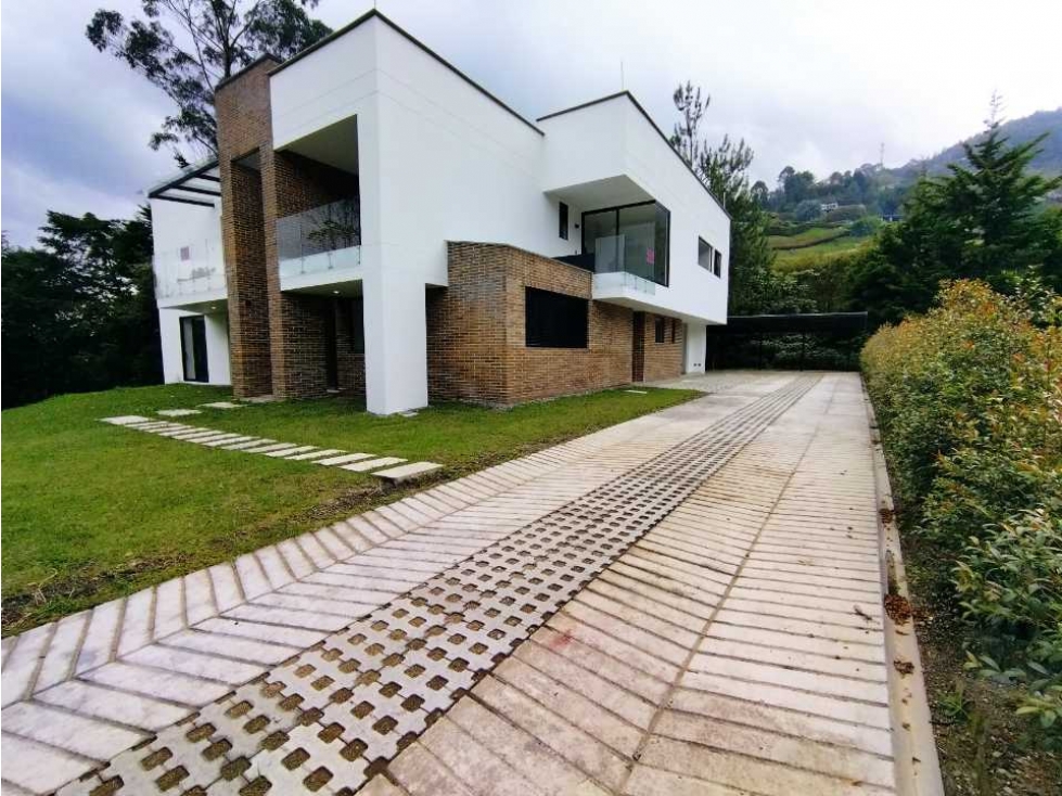 Casa en Arriendo en Envigado