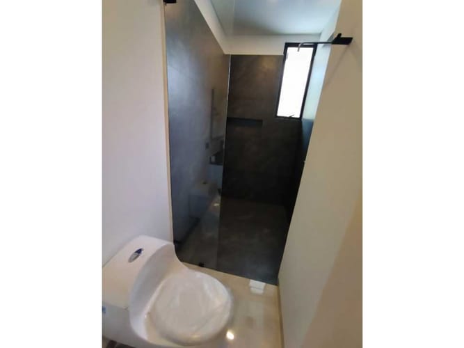 Casa de 5 alcobas en arriendo en Santa Catalina, Envigado, 450 m² · foto 21 de 24
