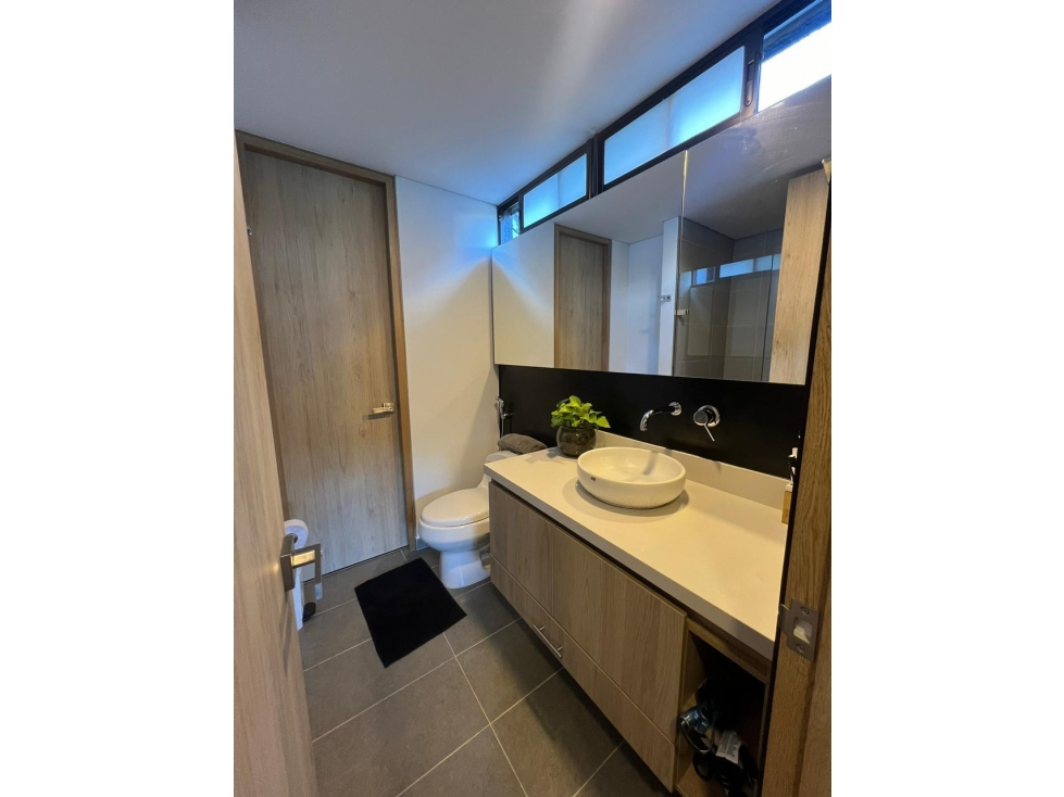 Apartamento en arriendo en Las Palmas, Medellín · foto 4 de 14