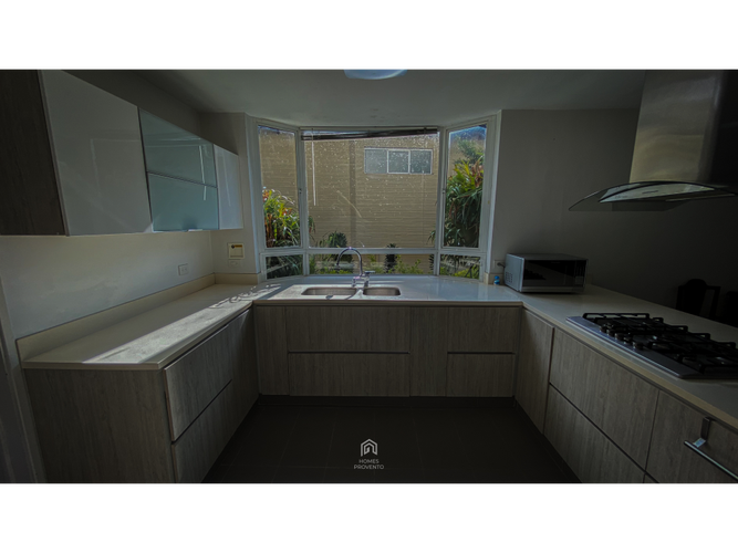 Casa de 4 alcobas en venta en Santa Maria De Los Angeles, Medellín, 320 m² · foto 5 de 9