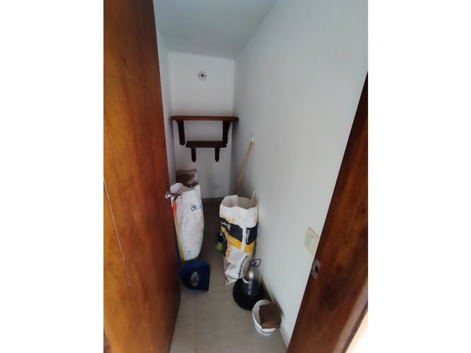 Casa de 4 alcobas en arriendo en Las Antillas, Envigado, 400 m² · foto 8 de 24