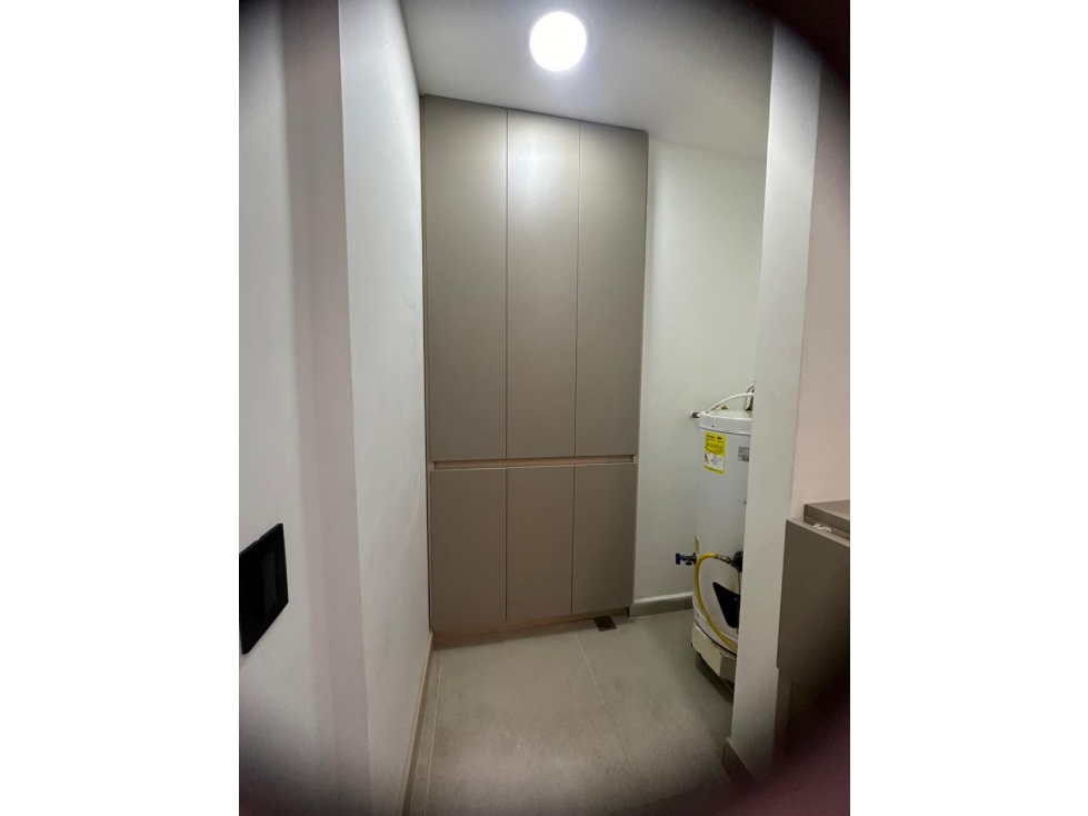 Apartamento en arriendo en El Poblado, Medellín · foto 8 de 23