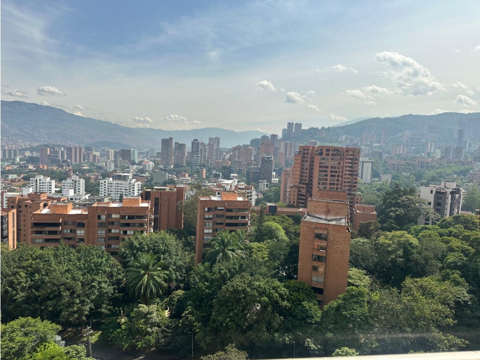 Apartamento en arriendo en El Poblado, Medellín · foto 13 de 23