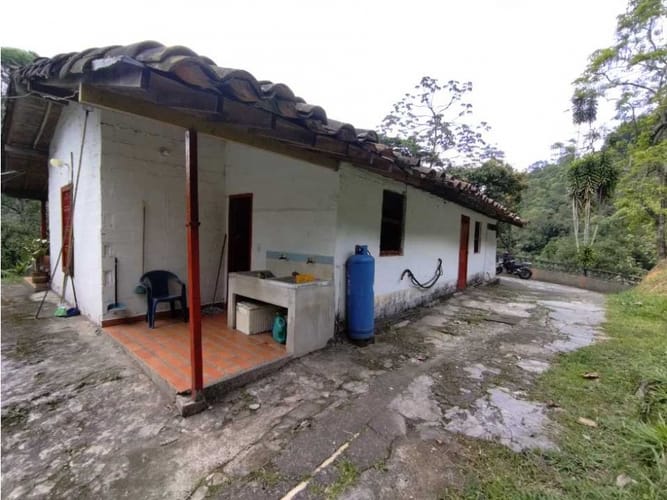 Casa de 6 alcobas en venta en El Salado, Envigado, 400 m² · foto 24 de 24