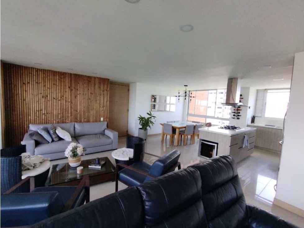 Apartamento en arriendo en Castropol, Medellín · foto 8 de 24
