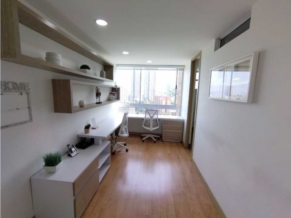Apartamento en arriendo en Castropol, Medellín · foto 23 de 24