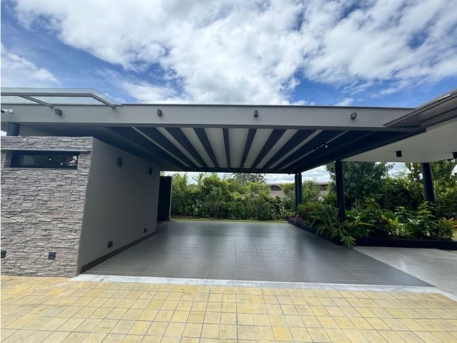 Casa de 4 alcobas en venta en Llano Grande, Rionegro, 432 m² · foto 5 de 24