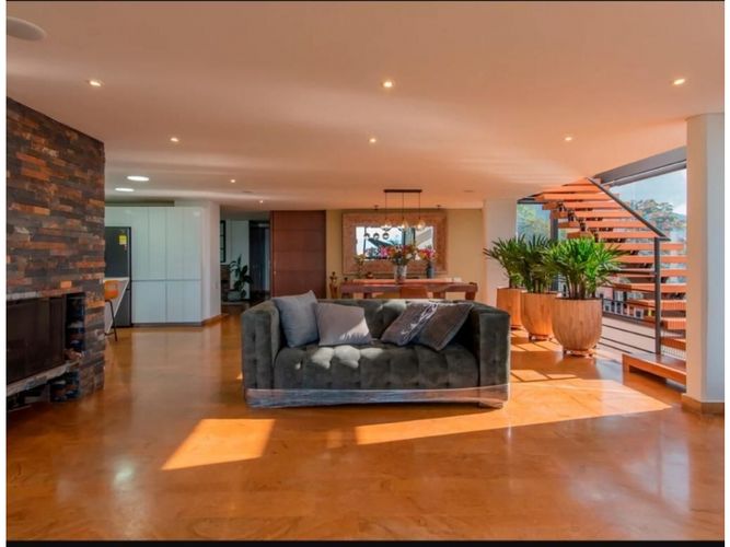 Casa de 3 alcobas en venta en Las Palmas, Medellín, 570 m² · foto 17 de 23
