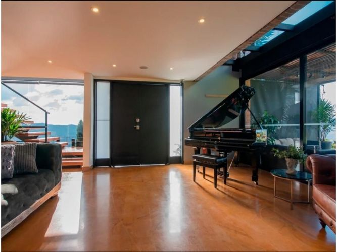 Casa de 3 alcobas en venta en Las Palmas, Medellín, 570 m² · foto 19 de 23