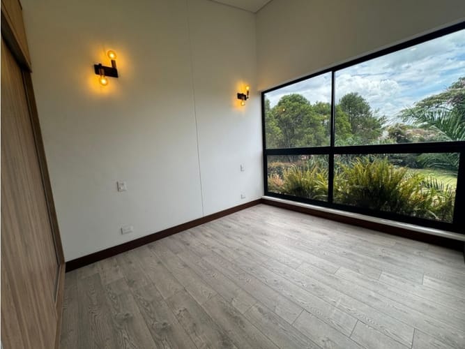 Casa de 4 alcobas en venta en Llano Grande, Rionegro, 432 m² · foto 16 de 24