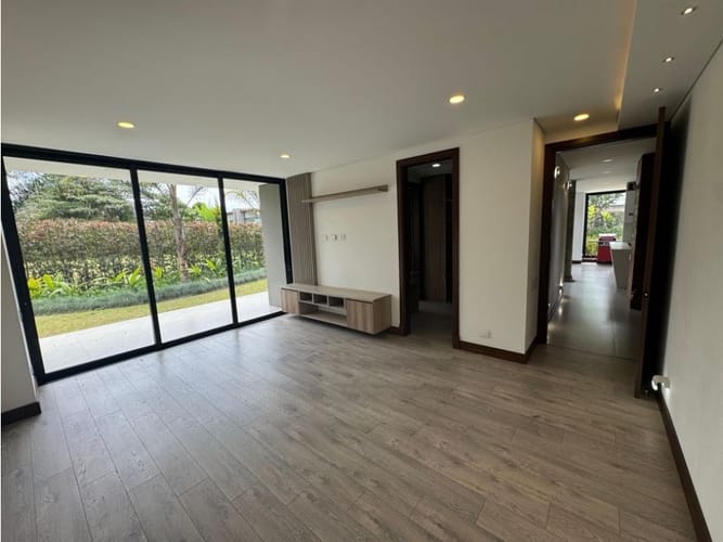 Casa de 4 alcobas en venta en Llano Grande, Rionegro, 432 m² · foto 17 de 24
