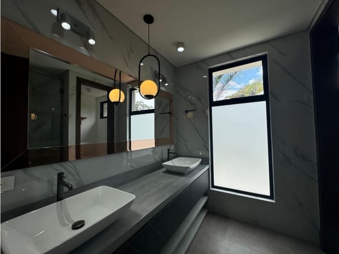 Casa de 4 alcobas en venta en Llano Grande, Rionegro, 432 m² · foto 18 de 24