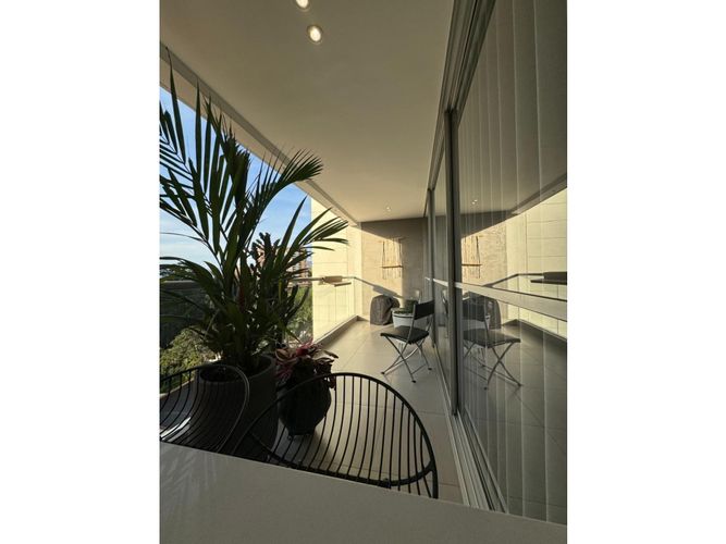 Apartamento de 2 alcobas en arriendo en Claraval, Envigado, 100 m² · foto 2 de 19