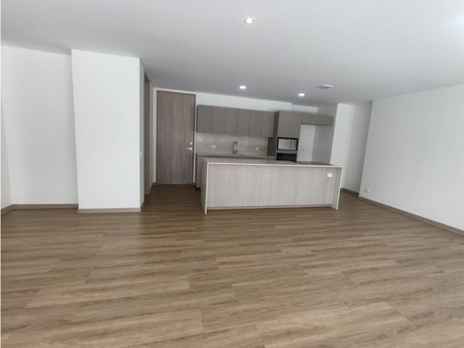 Apartamento de 2 alcobas en venta en Sajonia, Rionegro, 112 m² · foto 3 de 21