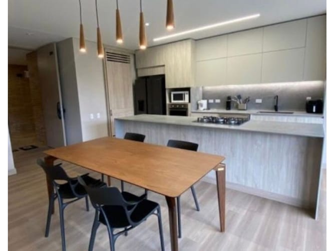 Apartamento de 3 alcobas en venta en Llano Grande, Rionegro, 167 m² · foto 4 de 24