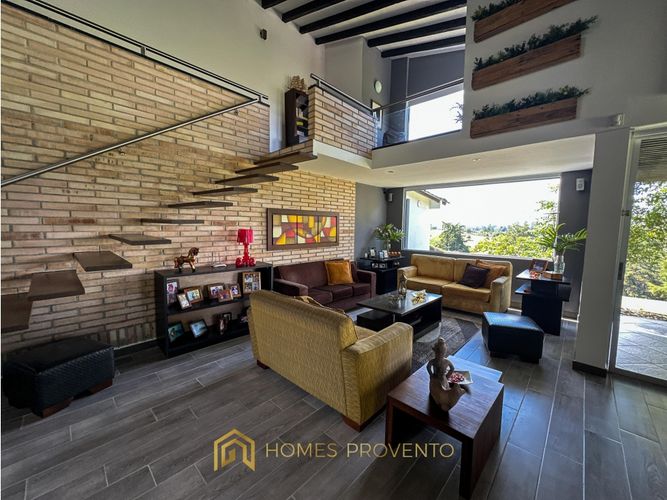 Casa de 4 alcobas en arriendo en El Capiro, Rionegro, 500 m² · foto 3 de 24