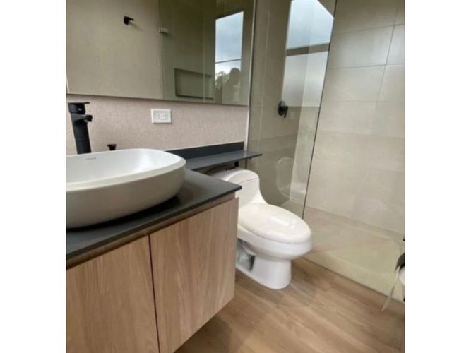 Apartamento de 3 alcobas en venta en Llano Grande, Rionegro, 167 m² · foto 18 de 24