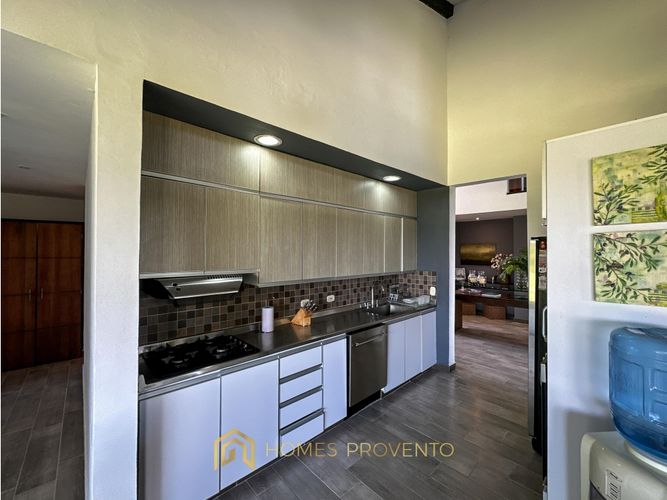 Casa de 4 alcobas en arriendo en El Capiro, Rionegro, 500 m² · foto 6 de 24