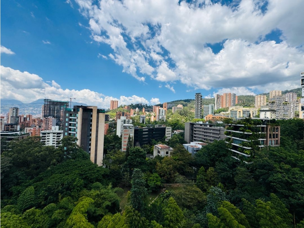 Apartamento en venta en El Poblado, Medellín · foto 14 de 24