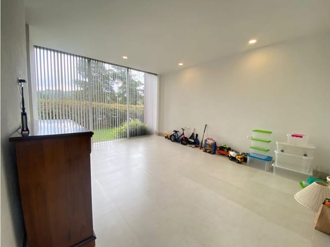Casa de 5 alcobas en venta en Alto De Las Palmas, Envigado, 490 m² · foto 21 de 24