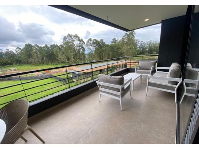 Apartamento de 3 alcobas en arriendo en Llano Grande, Rionegro, 166 m² · foto 7 de 24