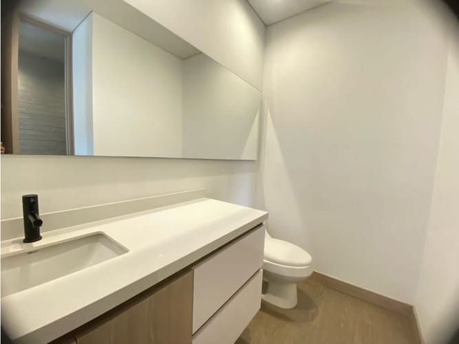 Apartamento de 3 alcobas en arriendo en Llano Grande, Rionegro, 160 m² · foto 4 de 12