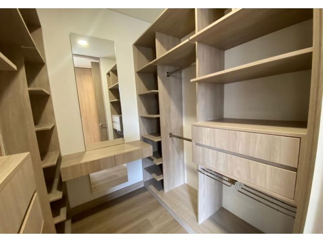 Apartamento de 3 alcobas en arriendo en Llano Grande, Rionegro, 166 m² · foto 17 de 24
