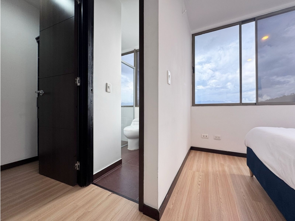 Apartamento en arriendo en Altos Del Poblado, Medellín · foto 21 de 22