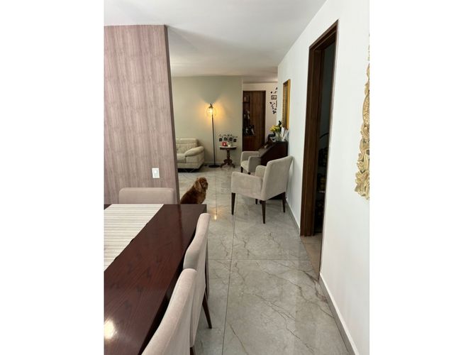 Apartamento de 4 alcobas en arriendo en El Poblado, Medellín, 202 m² · foto 8 de 13