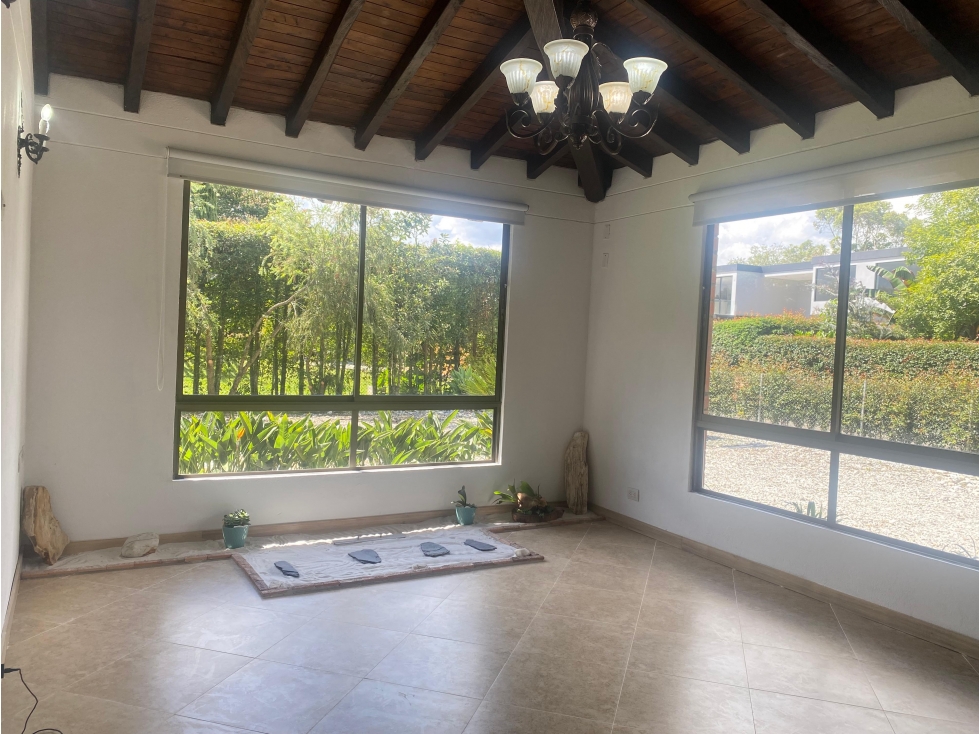 Casa en arriendo en Llano Grande, Rionegro · foto 2 de 24