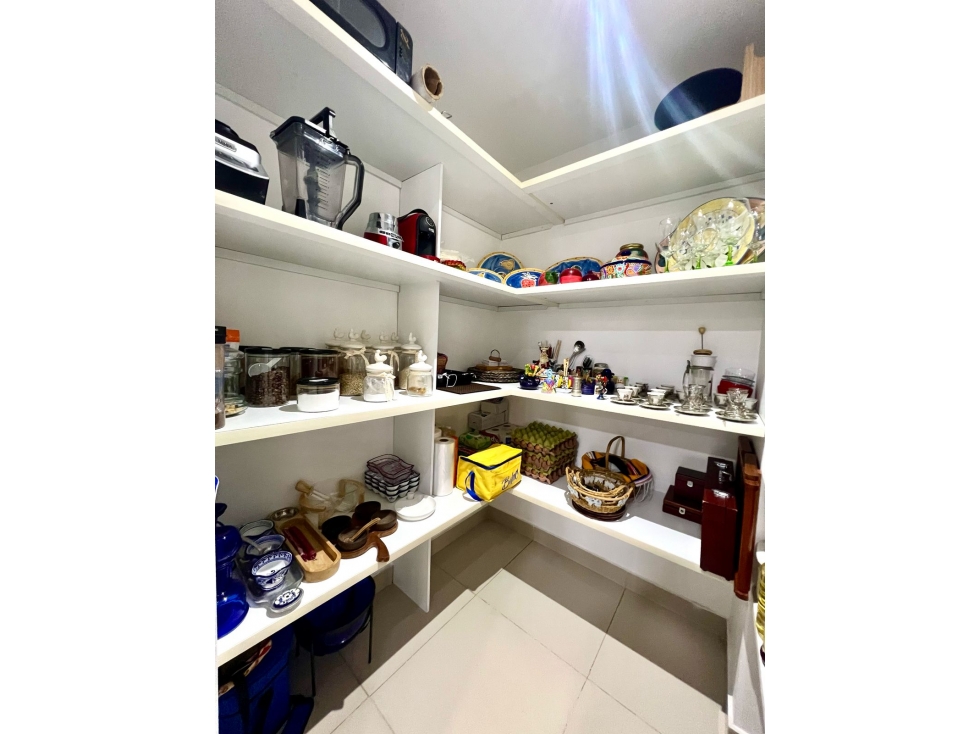 Apartamento en arriendo en El Poblado, Medellín · foto 10 de 24
