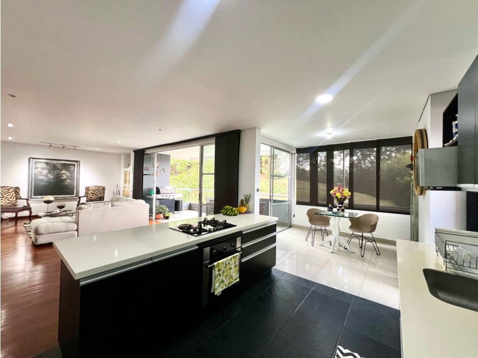 Apartamento en arriendo en El Poblado, Medellín · foto 17 de 24