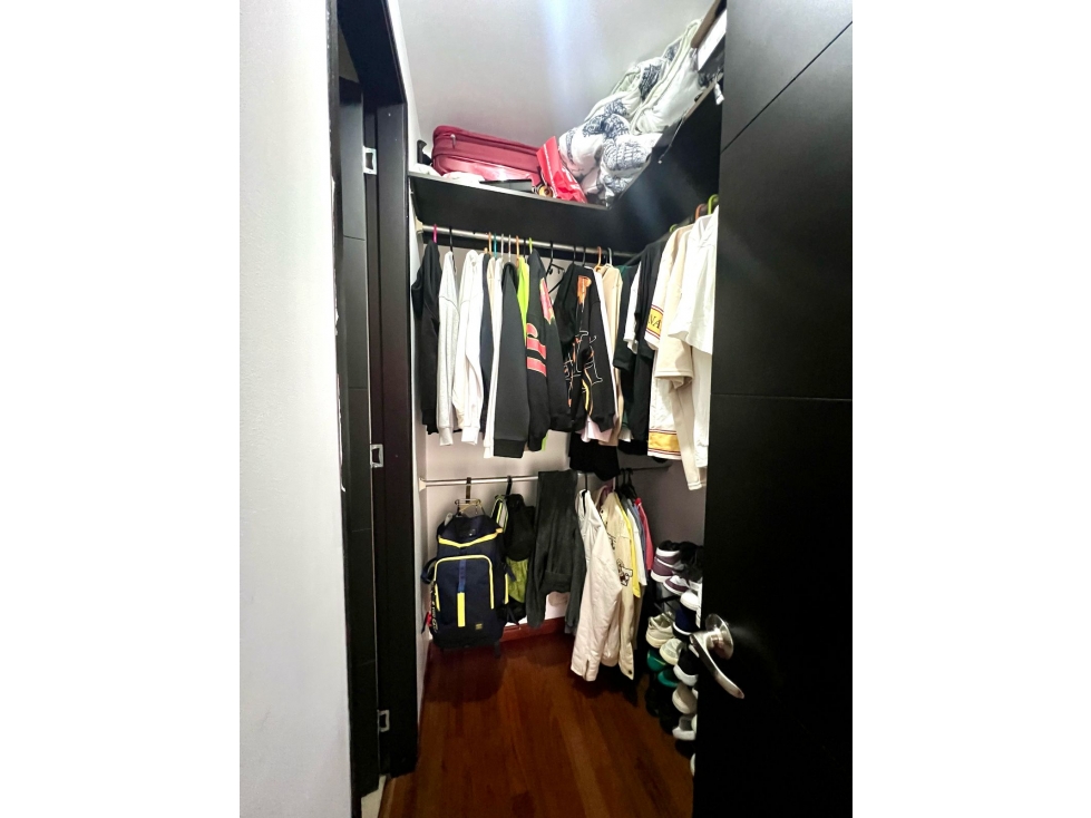 Apartamento en arriendo en El Poblado, Medellín · foto 8 de 24