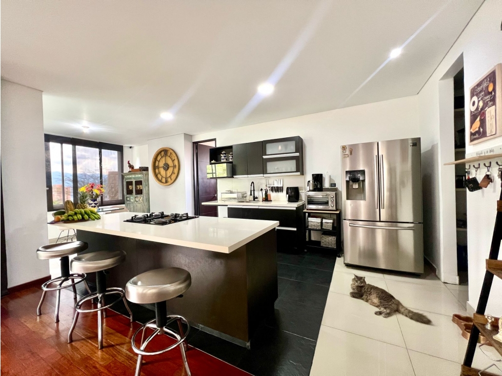 Apartamento en arriendo en El Poblado, Medellín · foto 15 de 24
