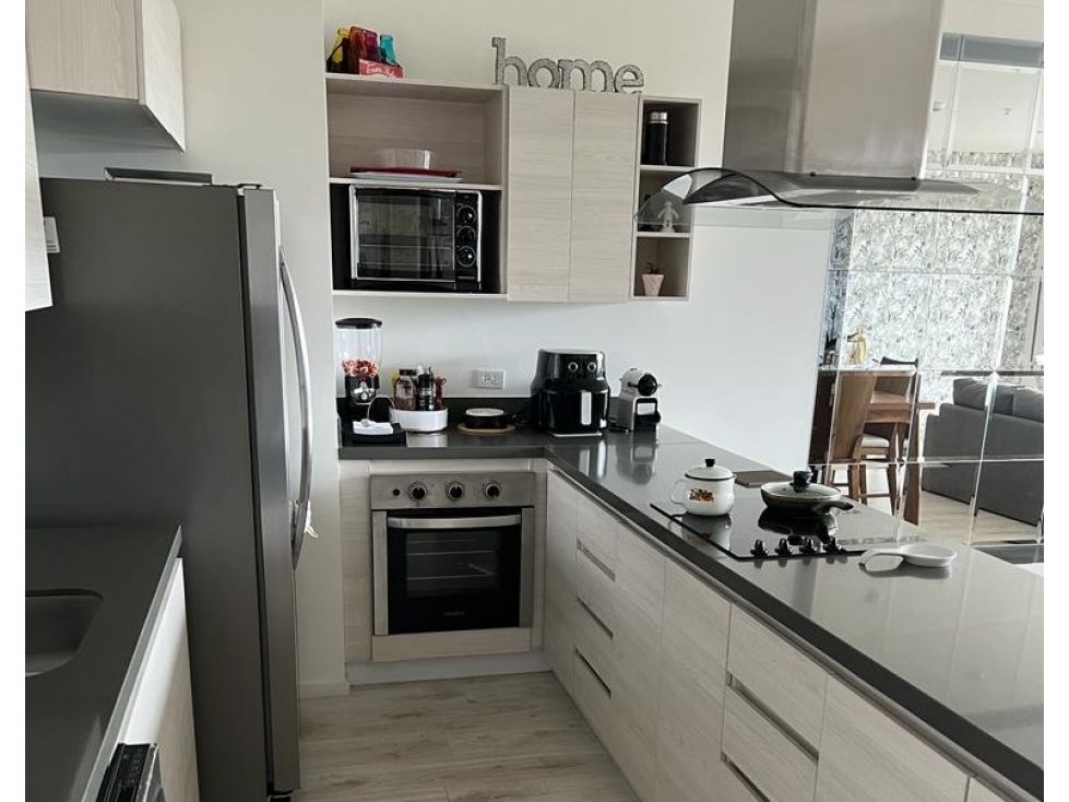 Apartamento en venta en La Candelaria, Medellín · foto 12 de 24