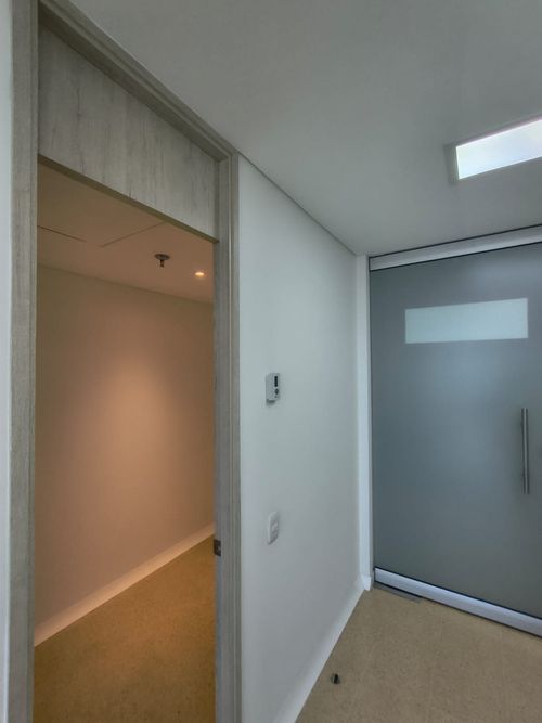Consultorio en arriendo en Las Vegas, Envigado, 35 m² · foto 8 de 13