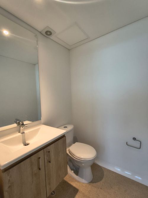 Consultorio en arriendo en Las Vegas, Envigado, 35 m² · foto 9 de 13