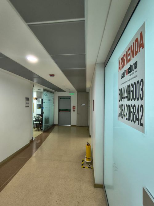 Consultorio en arriendo en Las Vegas, Envigado, 35 m² · foto 11 de 13