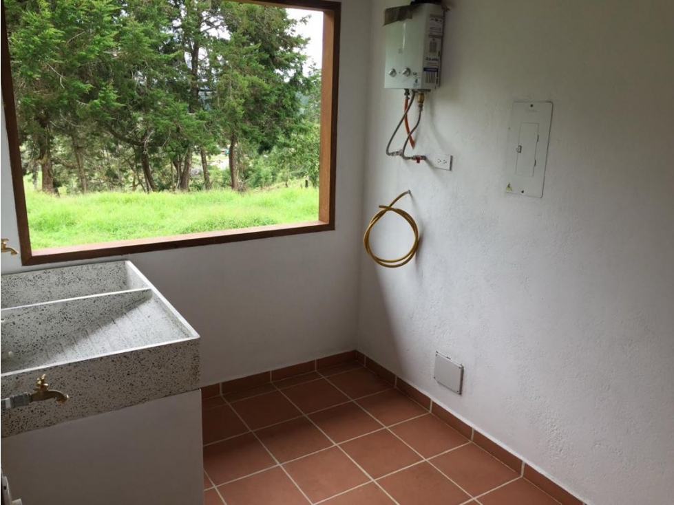 Apartamento en arriendo en Centro, Rionegro · foto 4 de 16