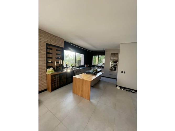 Casa de 4 alcobas en arriendo en El Salado, Envigado, 480 m² · foto 4 de 24