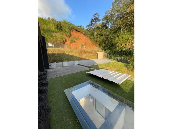 Casa de 4 alcobas en arriendo en El Salado, Envigado, 480 m² · foto 5 de 24