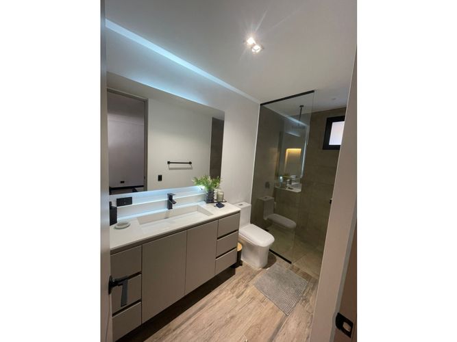 Casa de 4 alcobas en arriendo en El Salado, Envigado, 480 m² · foto 19 de 24