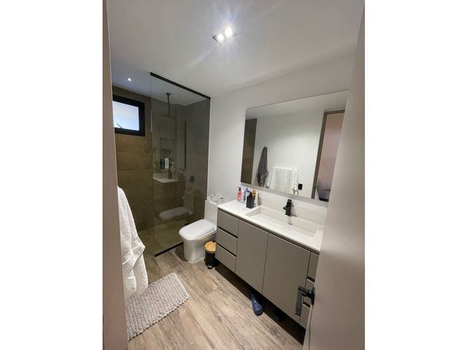 Casa de 4 alcobas en arriendo en El Salado, Envigado, 480 m² · foto 21 de 24