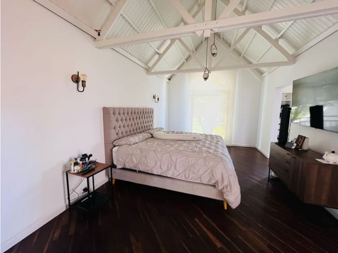 Casa de 5 alcobas en venta en El Poblado, Medellín, 194 m² · foto 3 de 24