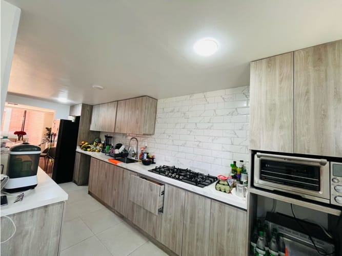 Casa de 5 alcobas en venta en El Poblado, Medellín, 194 m² · foto 13 de 24