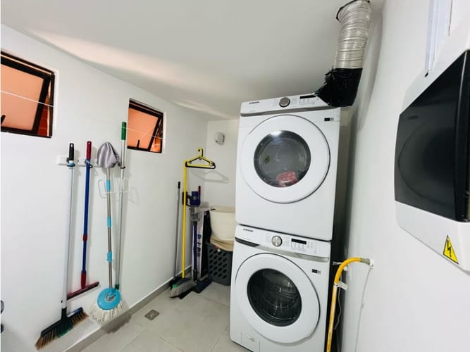 Casa de 5 alcobas en venta en El Poblado, Medellín, 194 m² · foto 14 de 24