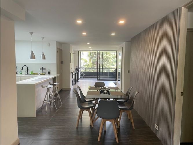 Apartamento de 4 alcobas en arriendo en El Poblado, Medellín, 206 m² · foto 5 de 24
