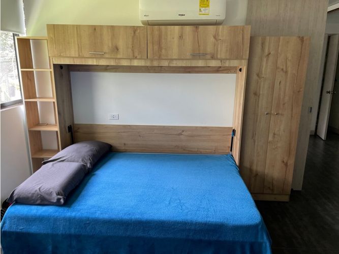 Apartamento de 4 alcobas en arriendo en El Poblado, Medellín, 206 m² · foto 8 de 24