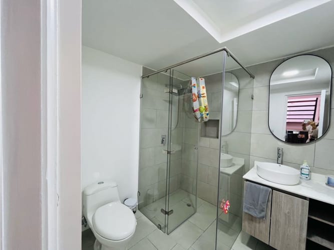 Casa de 5 alcobas en venta en El Poblado, Medellín, 194 m² · foto 23 de 24