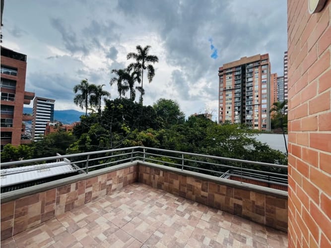 Apartamento de 3 alcobas en venta en El Poblado, Medellín, 155 m² · foto 15 de 18